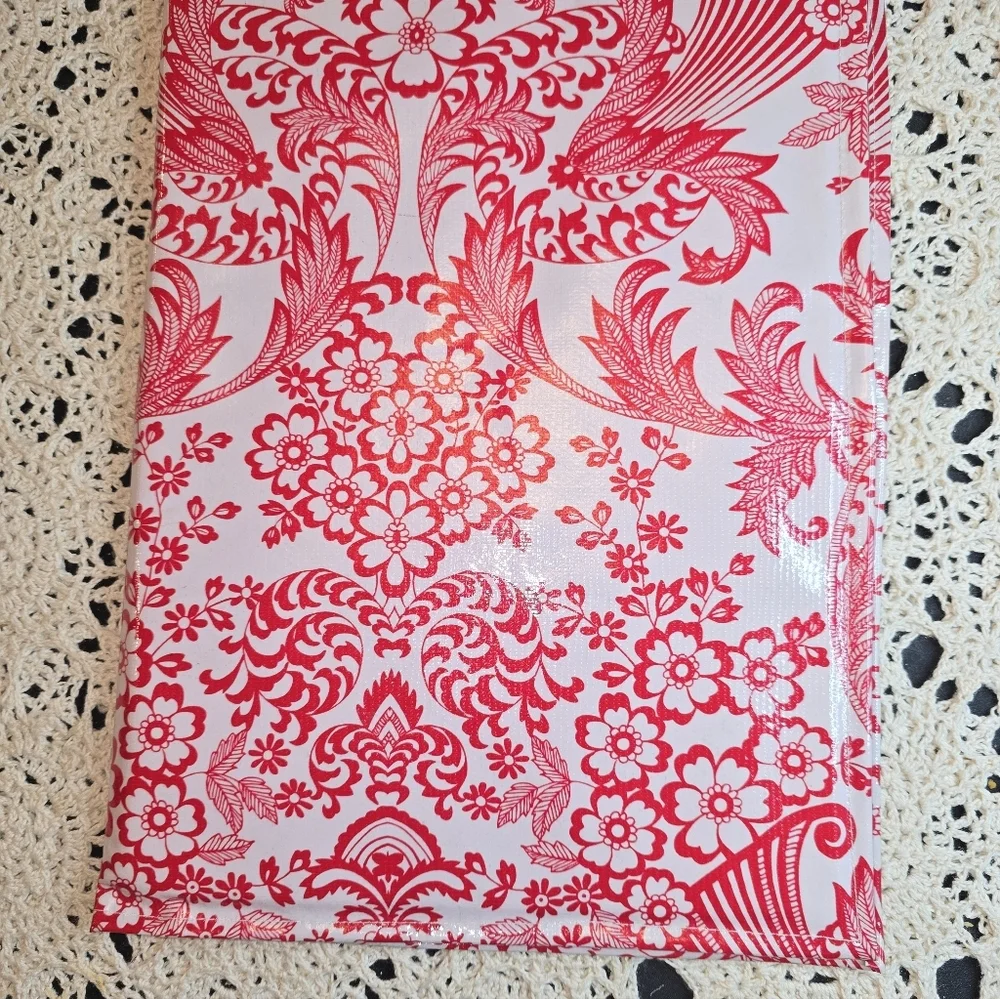 Oilcloth Red Lace On White Portfolio Cover Pad Holder Letter Size